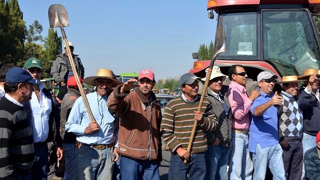 Agricultores maulinos evalúan querellarse contra Carabineros por desalojo