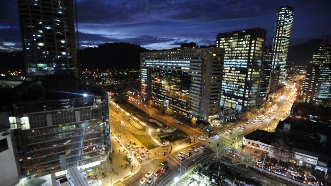 Tarifas de cuentas de electricidad bajarán 1,5 por ciento en promedio en el país