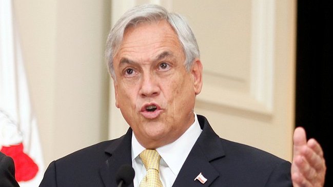 Presidente Piñera: Bachelet tiene obligación de responder las preguntas incómodas