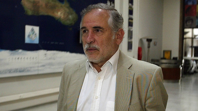 Guido Girardi y Carlos Montes serán voceros de Bachelet en la Región Metropolitana