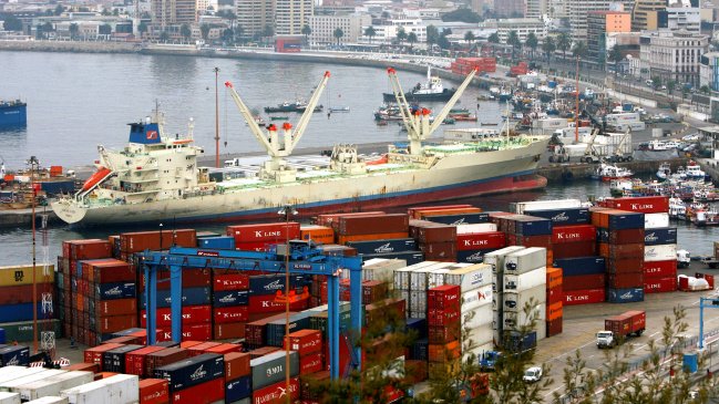 Dirigente: Hay 10 mil camiones parados por el conflicto portuario