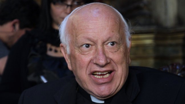 Ezzati llamó a denunciar casos de abuso sexual de religiosos 