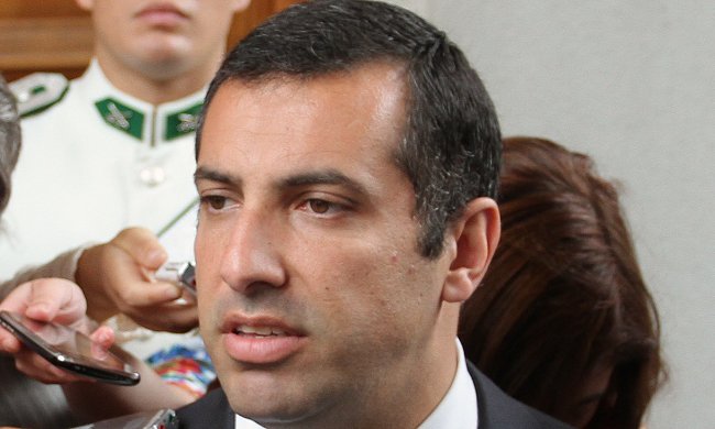 Diputado UDI: Bachelet sigue evadiendo su responsabilidad