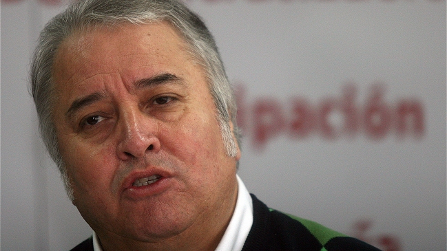 Alcaldes de la Concertación acusaron a pares de la Alianza de 