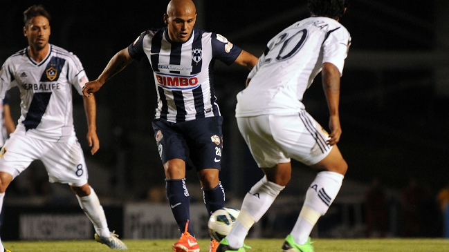 Suazo fue titular en clasificación de Monterrey a la final de la Champions