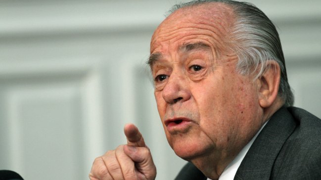 Zaldívar: Anuncio de Piñera de fondo para educación es oportunismo político