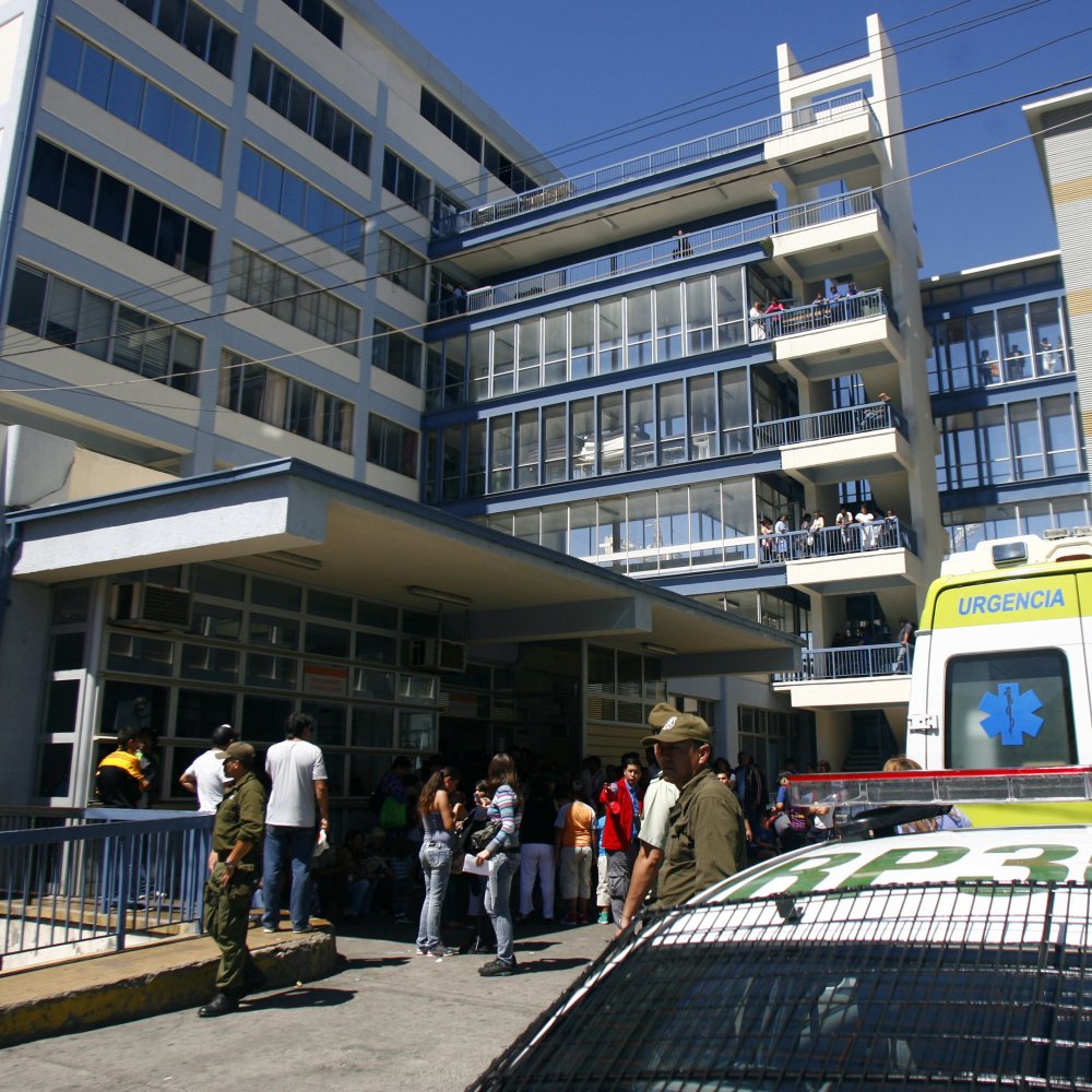 Universitarios murieron tras caer a quebrada en Valparaíso