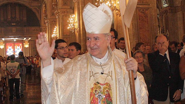 Cardenal Errázuriz respondió a denunciantes de Karadima: El papa pensó distinto