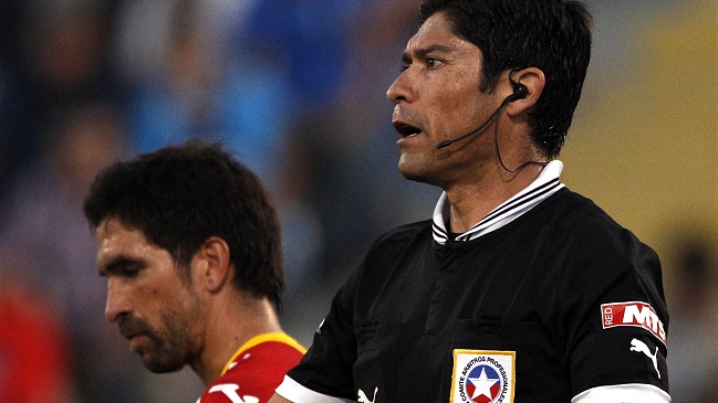 Claudio Puga dirigirá revancha entre Universidad de Chile y U. Española por Copa Chile