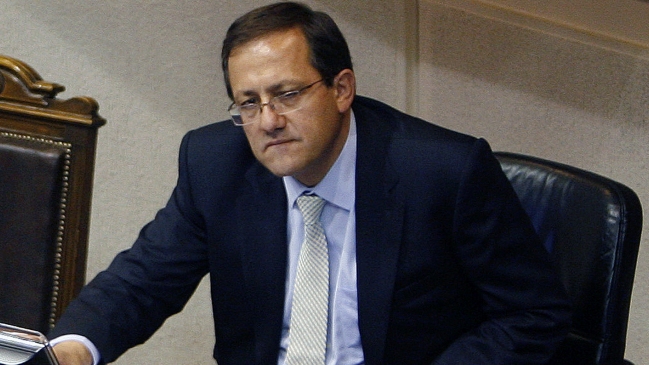 Senado aprobó acusación constitucional: Beyer fue destituido