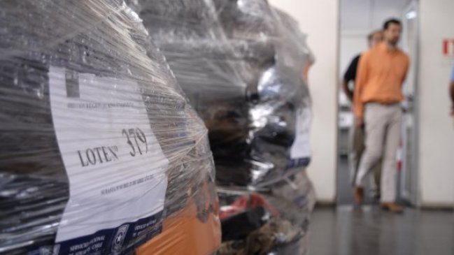 Aduana realiza este domingo su primer remate del 2013