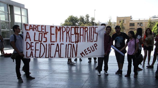 Fiscalía formalizará a tres universidades privadas por soborno