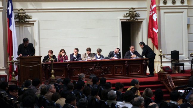 PS analiza la mejor alternativa para candidatura de Insulza