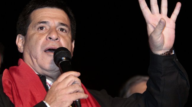 Paraguay: El millonario que le devuelve la presidencia al Partido Colorado