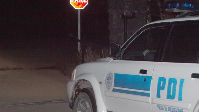 PDI investiga hallazgo de cadáver en Autopista del Sol