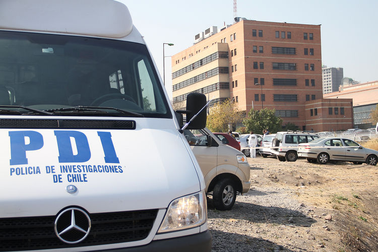 PDI detuvo a profesor acusado de abusar de menor de tres años en Las Condes