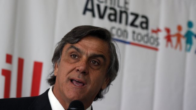 Longueira: Renunciaría si no hubiera respetado la autonomía del INE