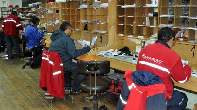 Seremi de Salud del Maule multó a Correos de Chile por Ley Antitabaco