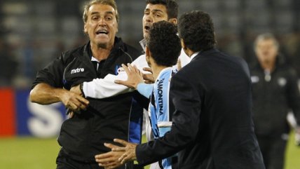 Arrué y Pellicer fueron sancionados tras riña entre jugadores de Huachipato y Gremio