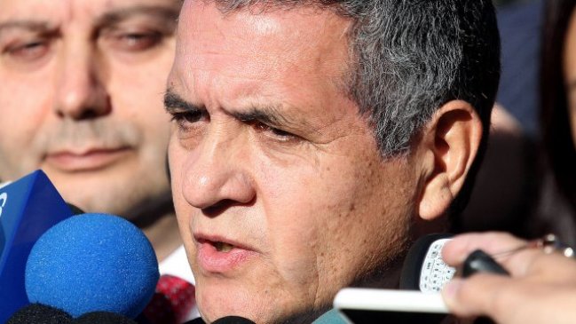 Juez ordenó procesamiento de tres ex CNI