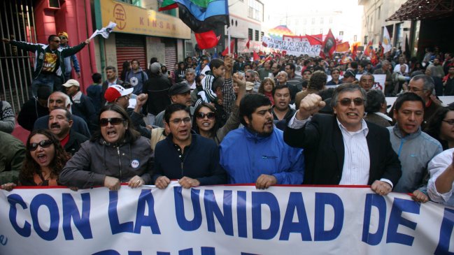 Desacuerdo en cifras de empleo marca previa de conmemoración del Día de los Trabajadores