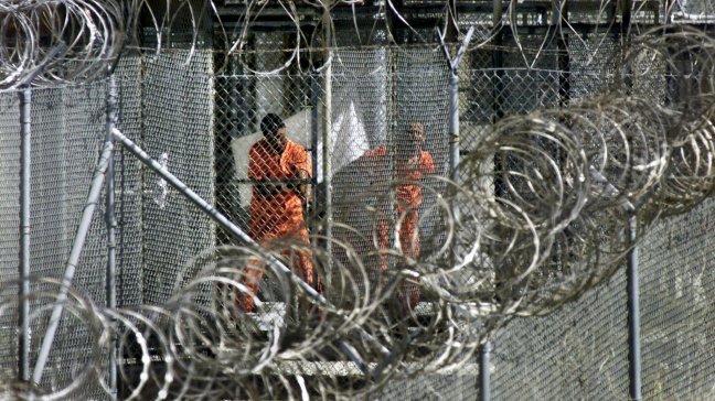 Las razones por las que Obama aún no puede cumplir su promesa de cerrar Guantánamo