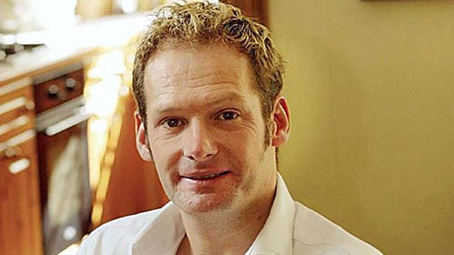 Actor inglés quiere probar que es el padre de los hijos de Michael Jackson