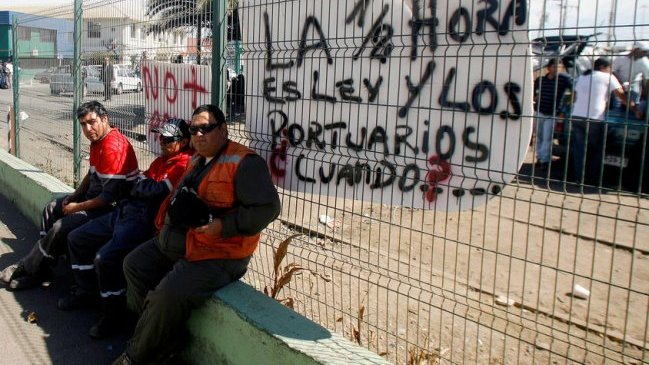 Trabajadores culparon al Gobierno por extensión del paro portuario