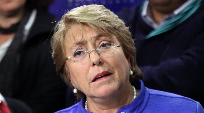 Comando aclaró que Bachelet seguirá en campaña con candidatos PS-PPD