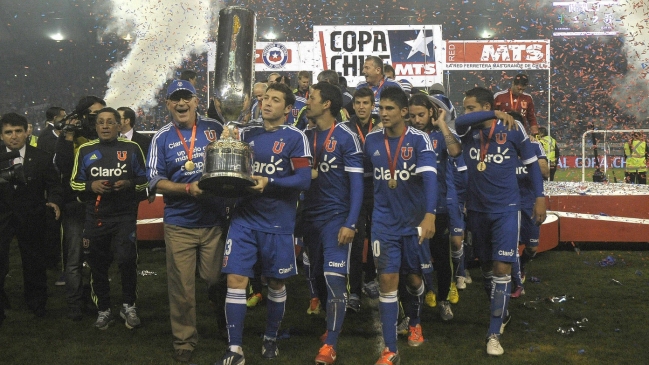 La U derrotó en la agonía a U. Católica y conquistó la Copa Chile