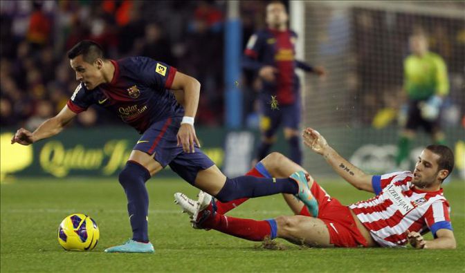 FC Barcelona estrena su corona en Madrid