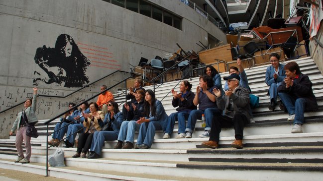 UDM: Estudiantes de Medicina analizan alternativas tras cierre de la carrera