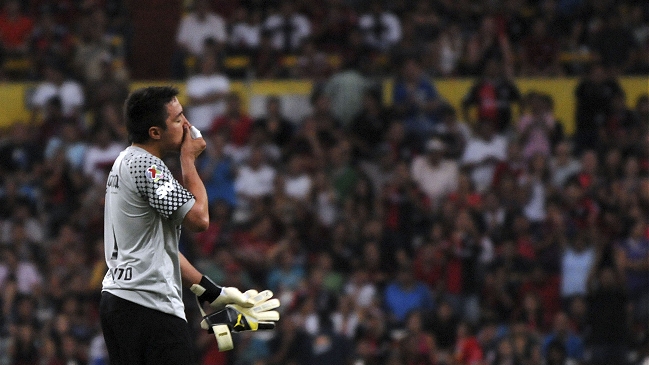 Miguel Pinto recibió una fecha de castigo por su expulsión en México