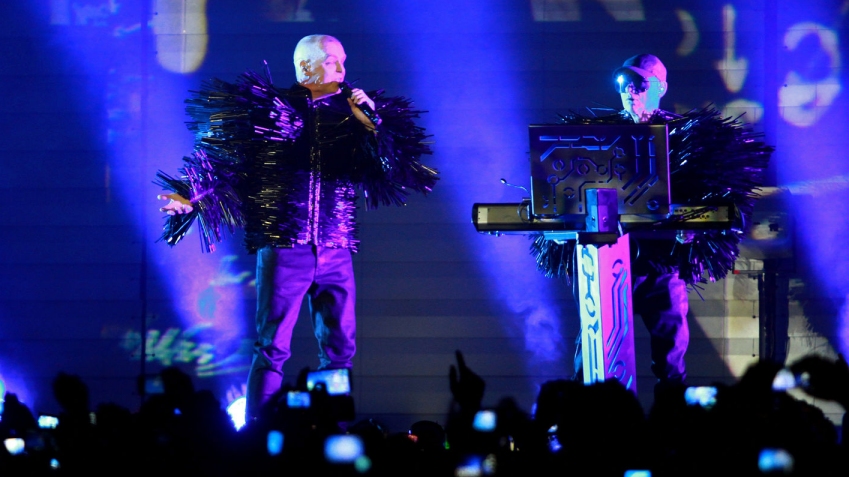 Efectos visuales marcaron ovacionado show de Pet Shop Boys