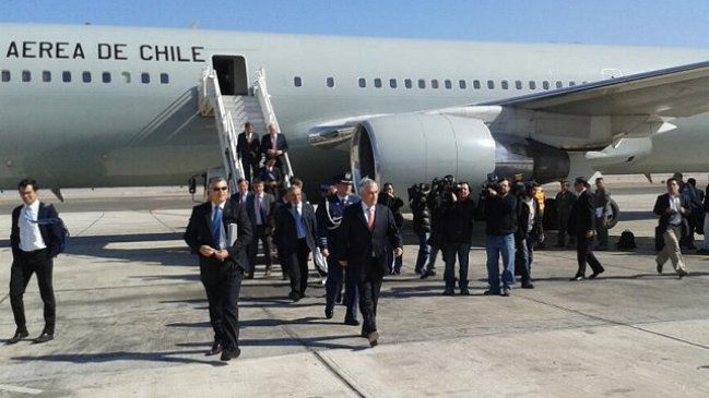 Piñera realiza viaje en tren Arica-La Paz