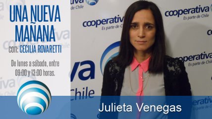 Julieta Venegas: Los gobiernos no pueden decidir por la gente qué hacer y qué no hacer