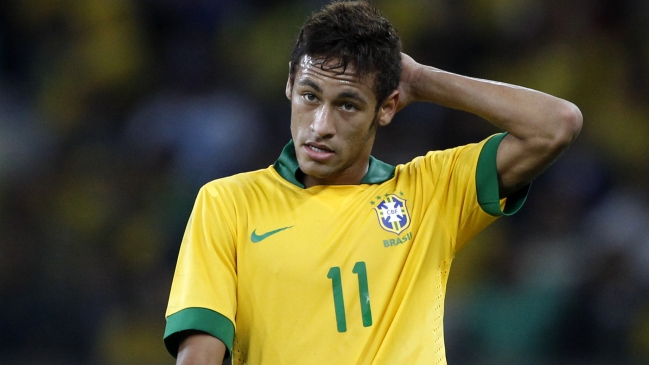 Padre de Neymar confirmó contactos con Barcelona y Real Madrid