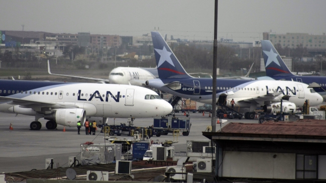 LAN cedió a peticiones de empresa argentina para reanudar vuelos