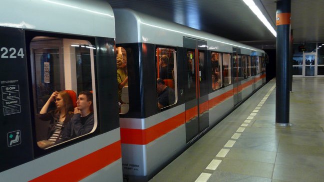 Metro de Praga implementará vagones 