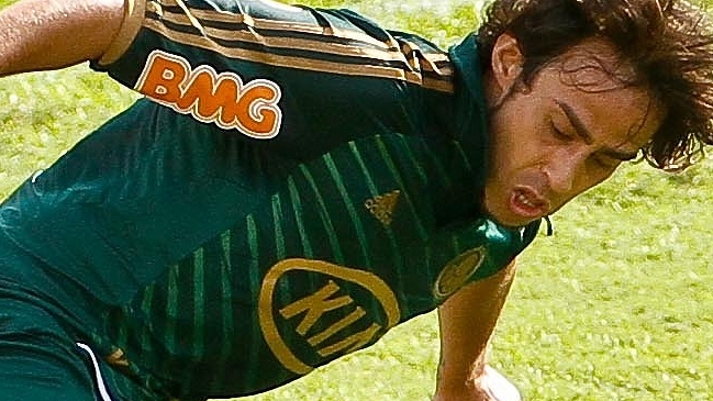 Jorge Valdivia fue descartado para estreno de Palmeiras en Serie B brasileña