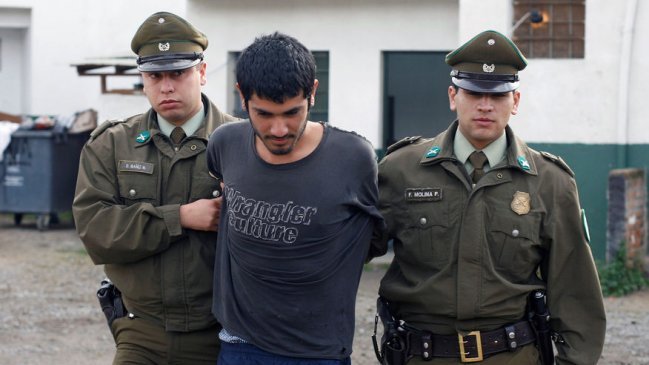 Carabineros se querelló contra único imputado por incendio de motocicletas