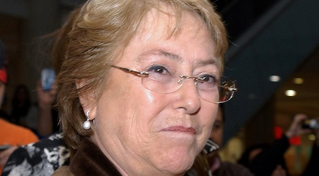 27-F: Mea culpa de la Armada reactivó emplazamientos a Bachelet