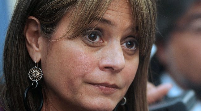 Van Rysselberghe: Bachelet debe a lo menos una explicación