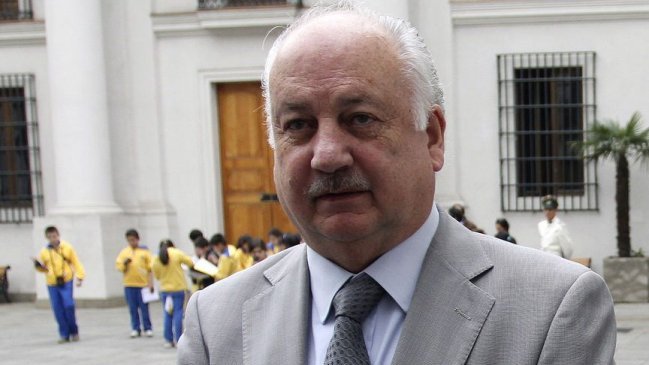 Teillier: Lo único que queremos es que se respeten los acuerdos