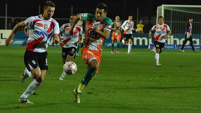 Curicó fue incapaz de aprovechar su localía ante un pálido Cobresal en la Promoción