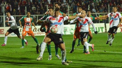   La deslucida igualdad entre Curicó Unido y Cobresal por la Promoción 