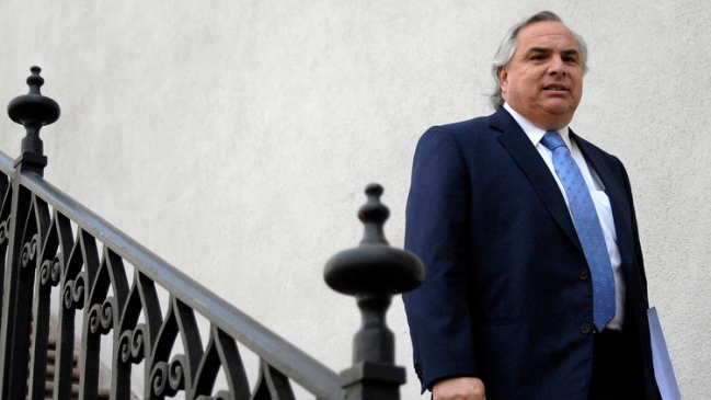 Exonerados Políticos de FIAT respaldaron a ministro Chadwick