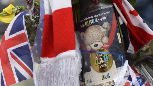 Londres: Incidentes entre manifestantes tras asesinato del soldado Rigby