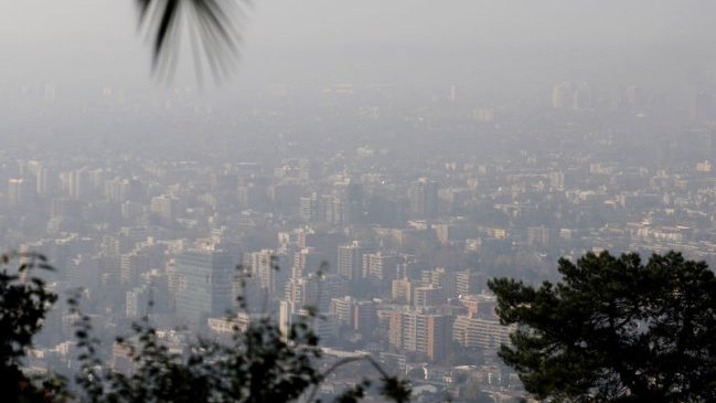 Intendencia Metropolitana decretó alerta ambiental preventiva para este lunes