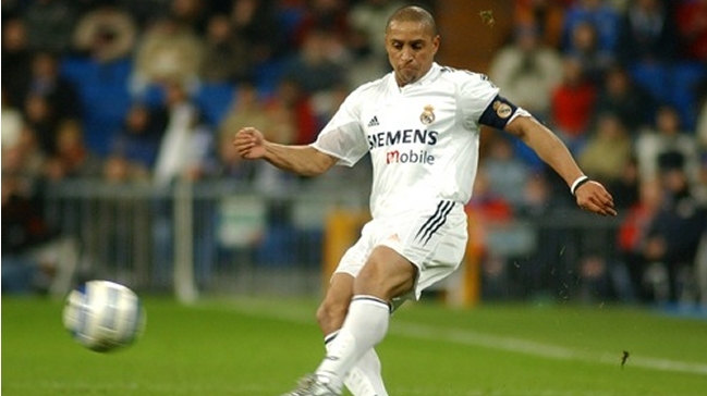 Roberto Carlos hará su estreno como DT en un club turco